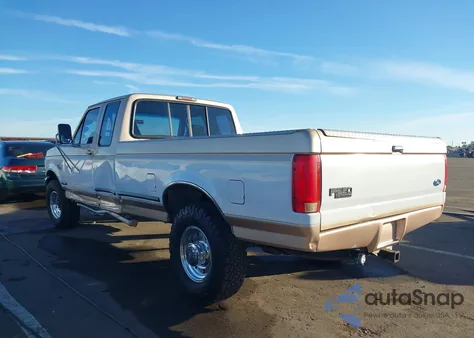 1997 Ford F-250 Xl z USA, uszkodzony, nr VIN 1FTHX25F6VEC79035